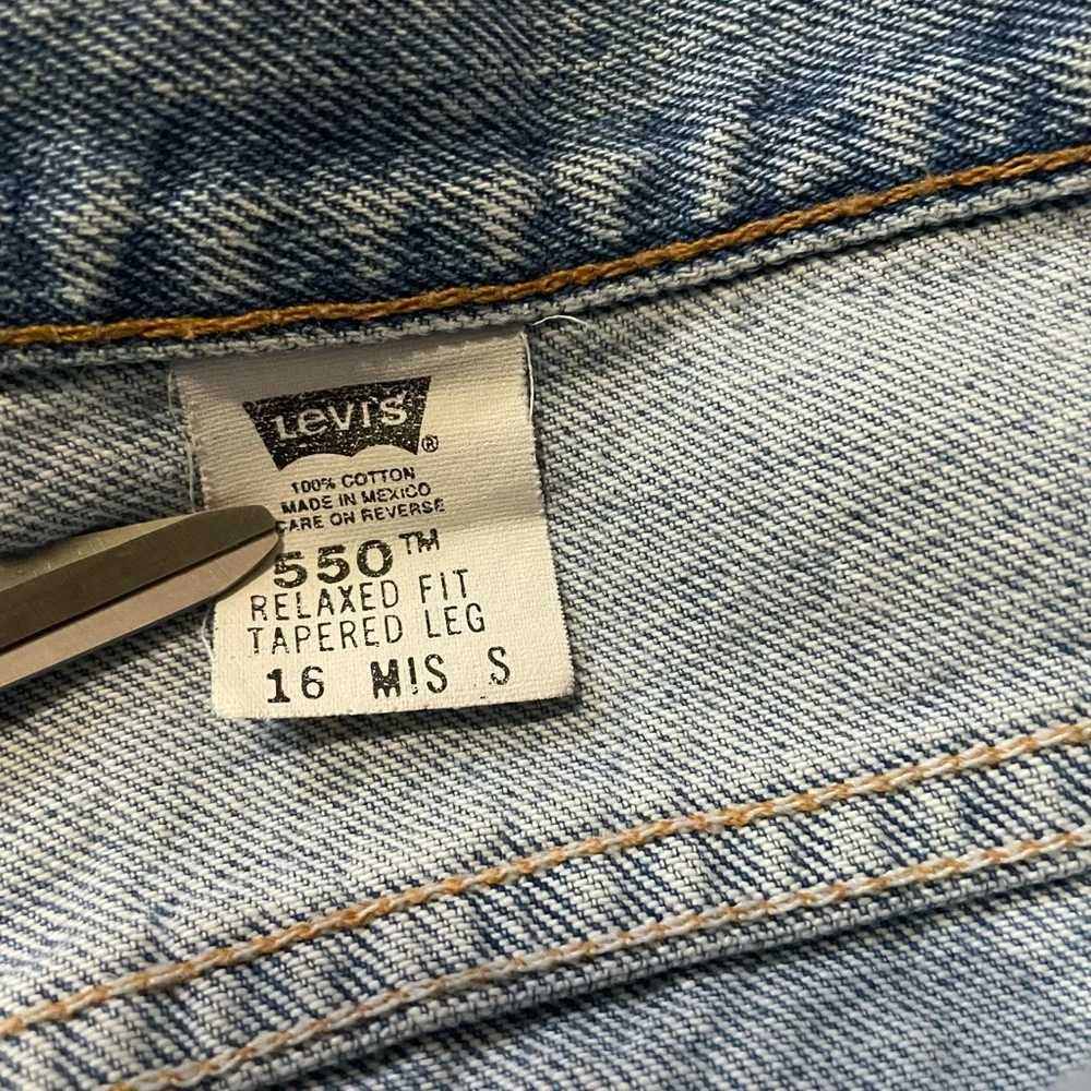 VTG Y2K Levi's 550 Relaxed Fit Tapered Leg Jeans Sz 16 S - Picture 7 of 10